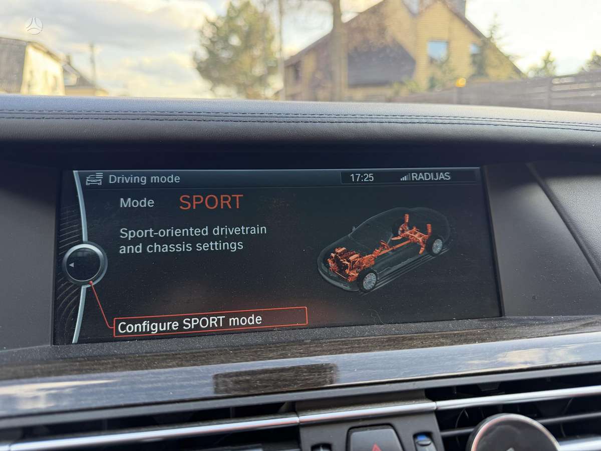 BMW 730, 3.0 l., Седан