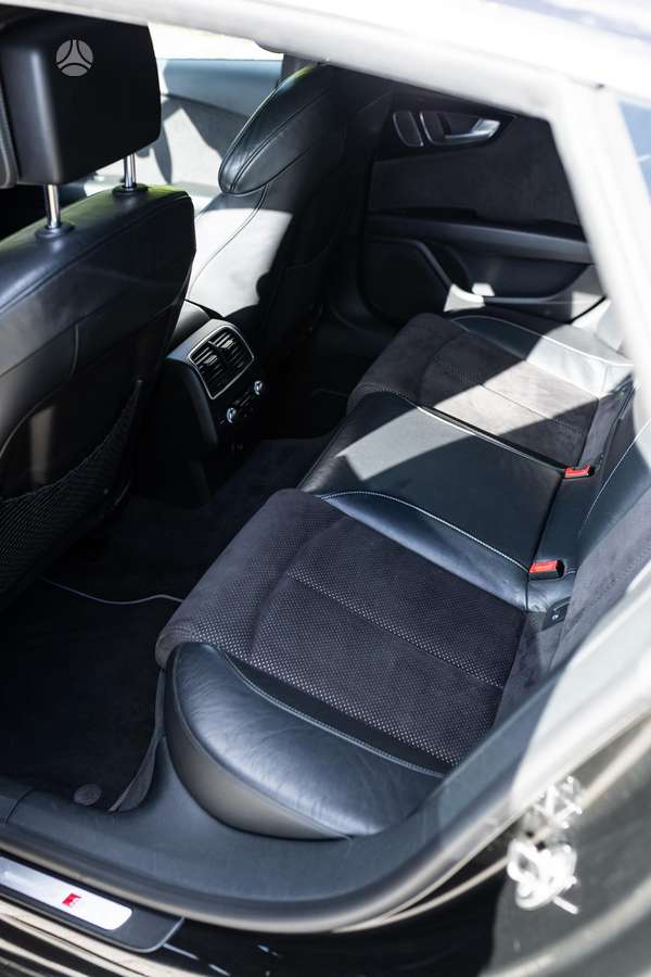 Audi A7, 3.0 l., hatchback
