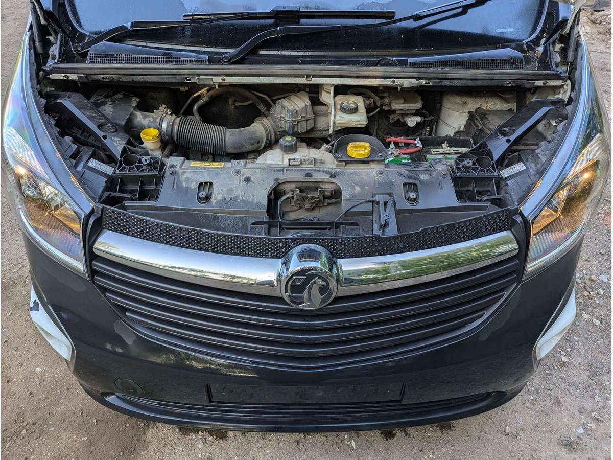 Opel Vivaro двигатель