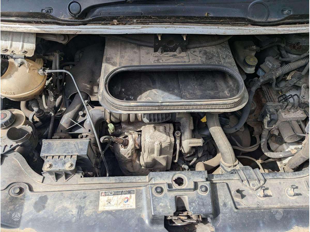 Peugeot Expert engine