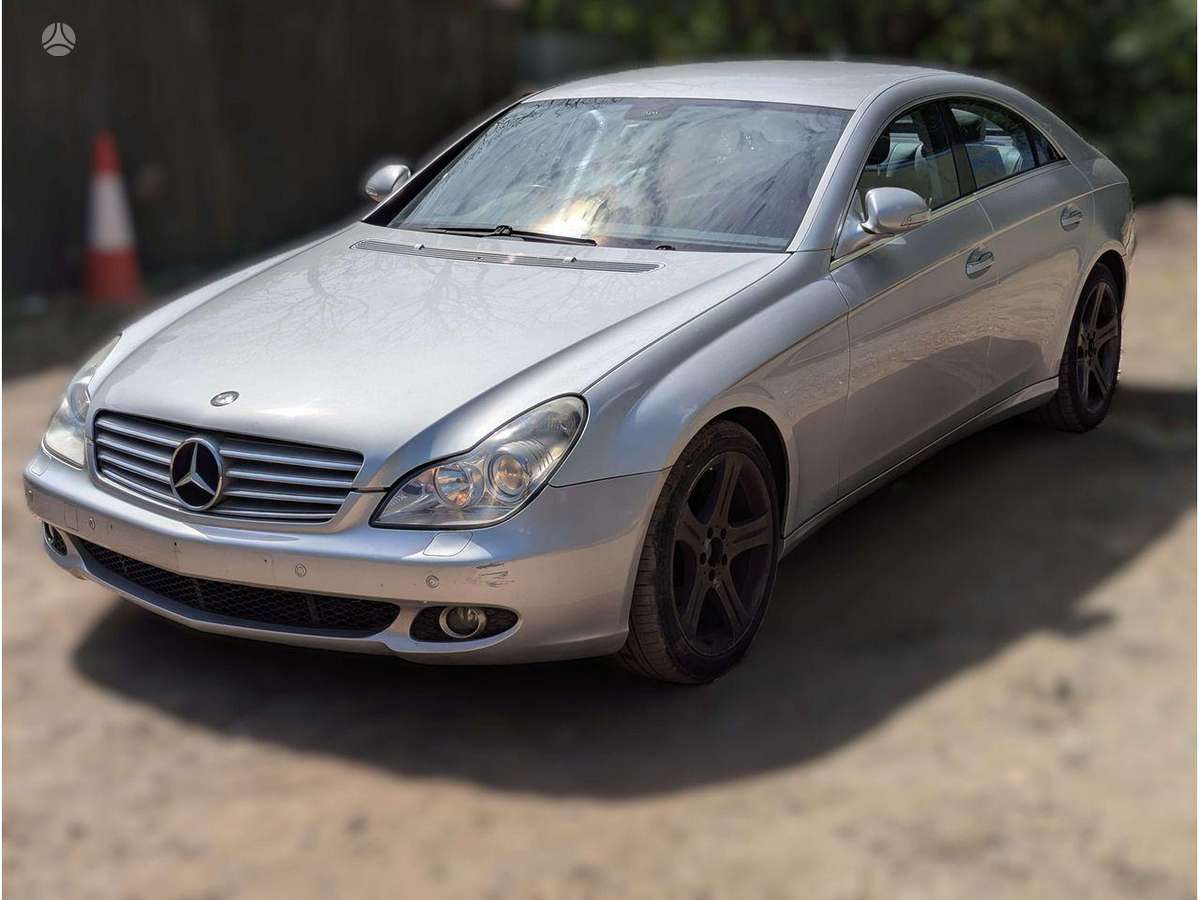 Mercedes-Benz CLS320 engine