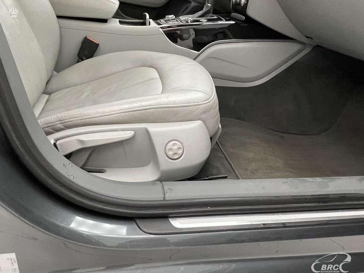 Audi A6, 3.0 l., sedans