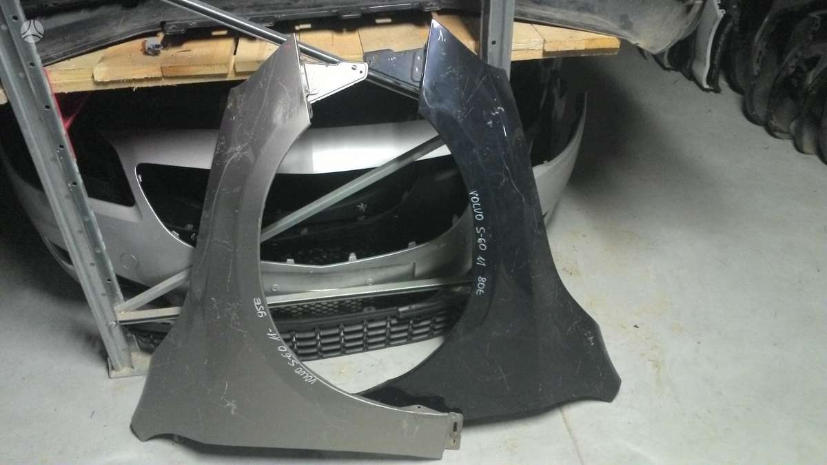 Volvo S60 body parts