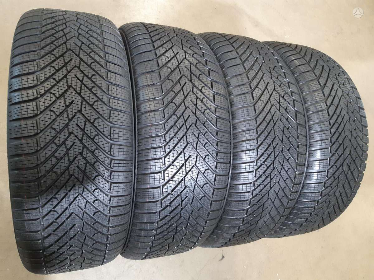Pirelli 2025m Scrp. Winter 2 85%, žieminės 285/35 R23