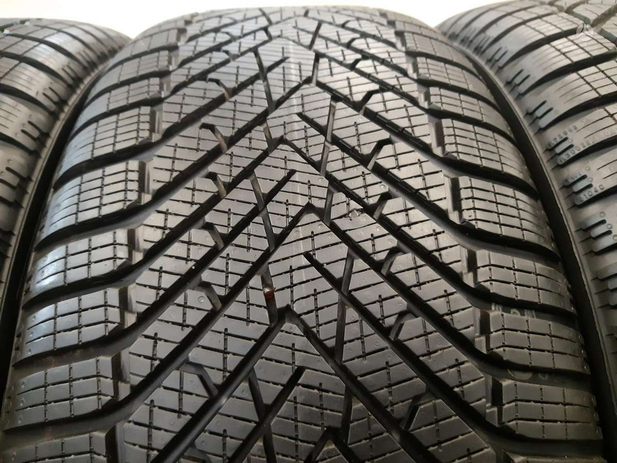 Pirelli 2023m PZero Winter 85%, winter 285/35 R23