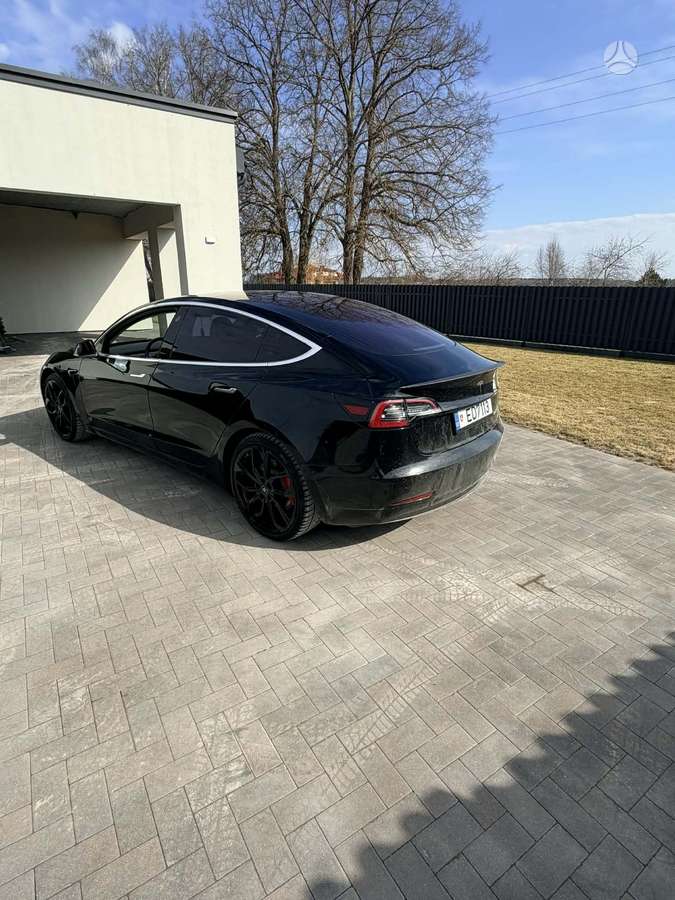 Tesla Model 3, 75 кВт·ч, Хэтчбек
