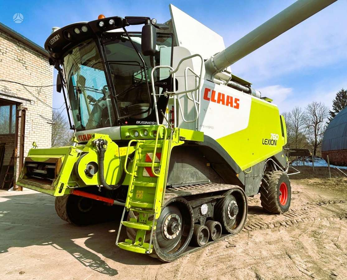 Claas Lexion 760TT, combine harvesters