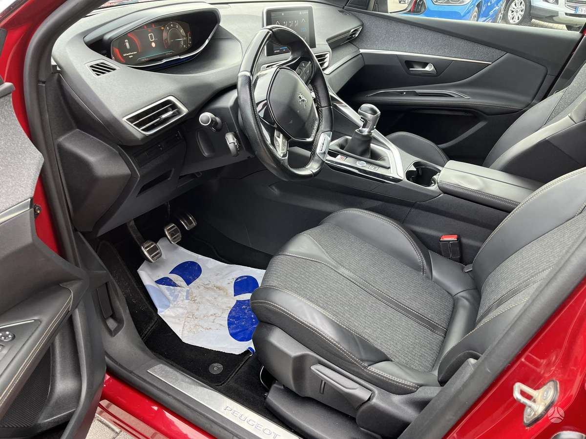 Peugeot 3008, hatchback