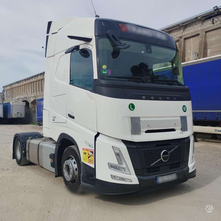 Volvo FH 500 Aero, double sleeper