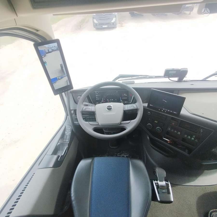 Volvo FH 500 Aero, double sleeper