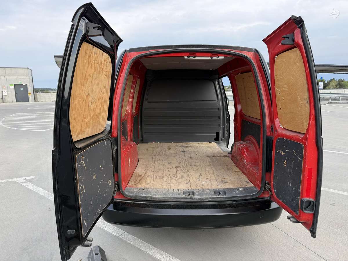 Volkswagen Caddy Maxi - 8