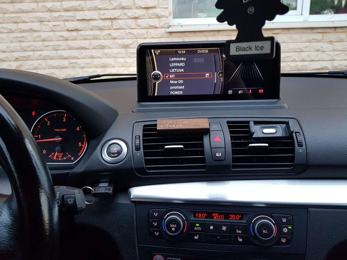 BMW 120, 2.0 l., Хэтчбек