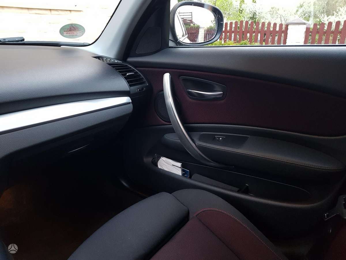 BMW 120, 2.0 l., Хэтчбек