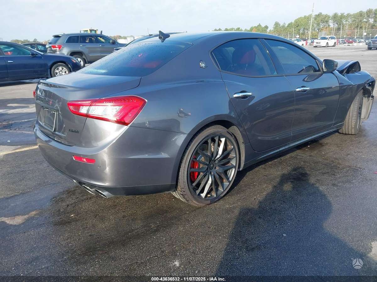 Maserati Ghibli по частям. Dalimis