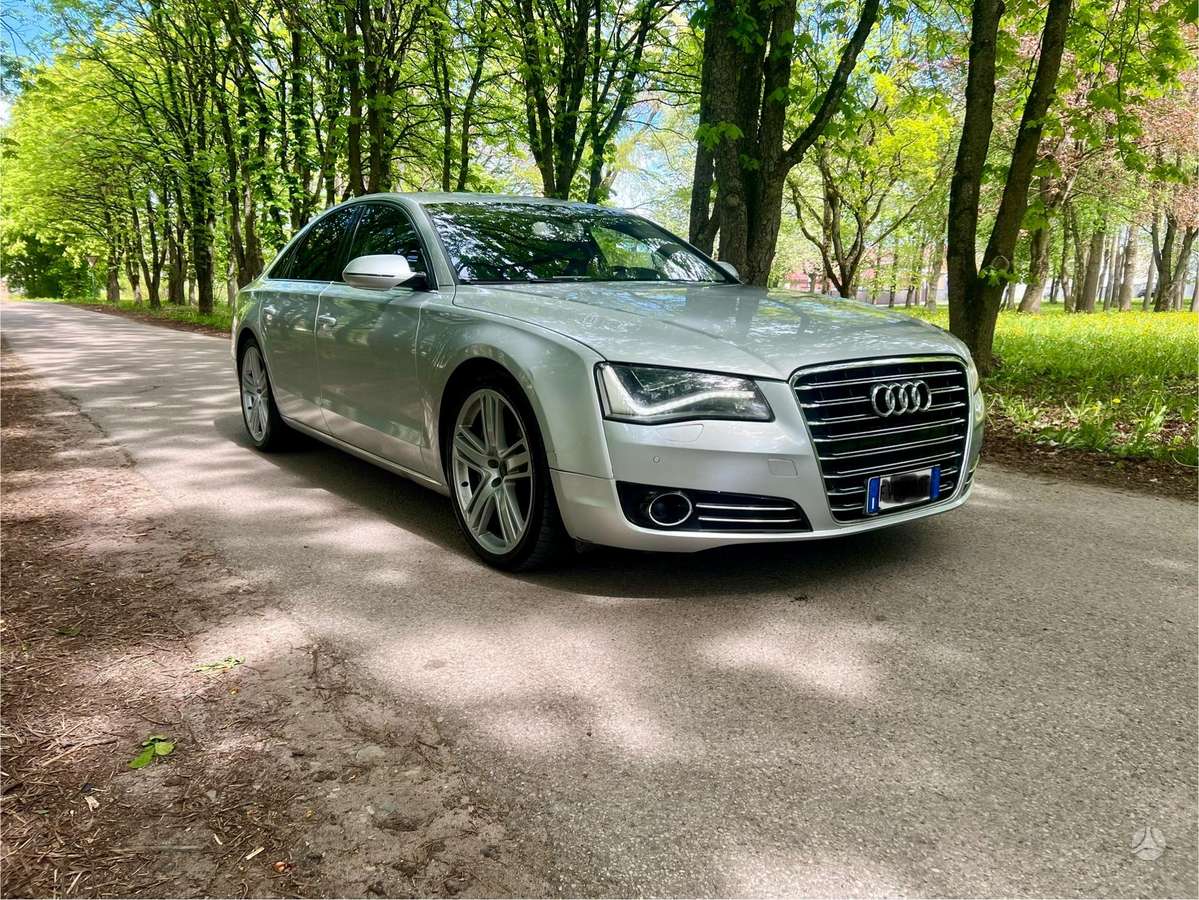Audi A8, 4.1 l., sedanas