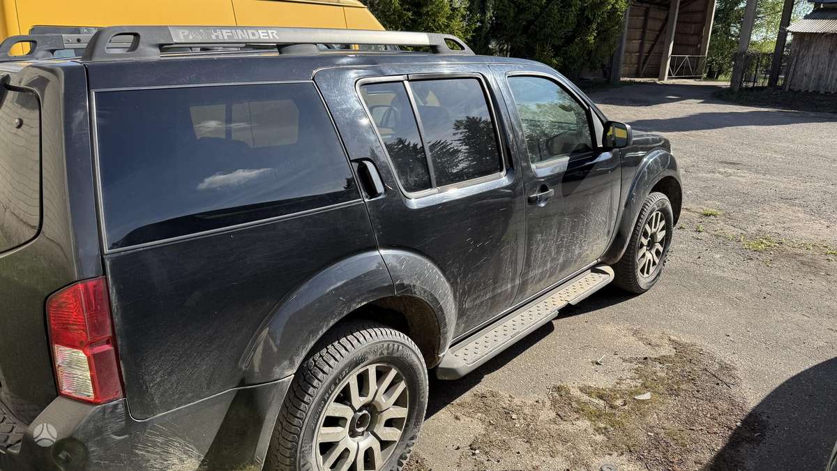 Nissan Pathfinder