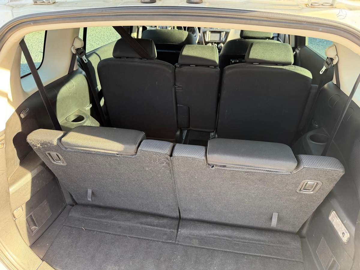 Mazda 5, 1.6 l., mpv / minivan