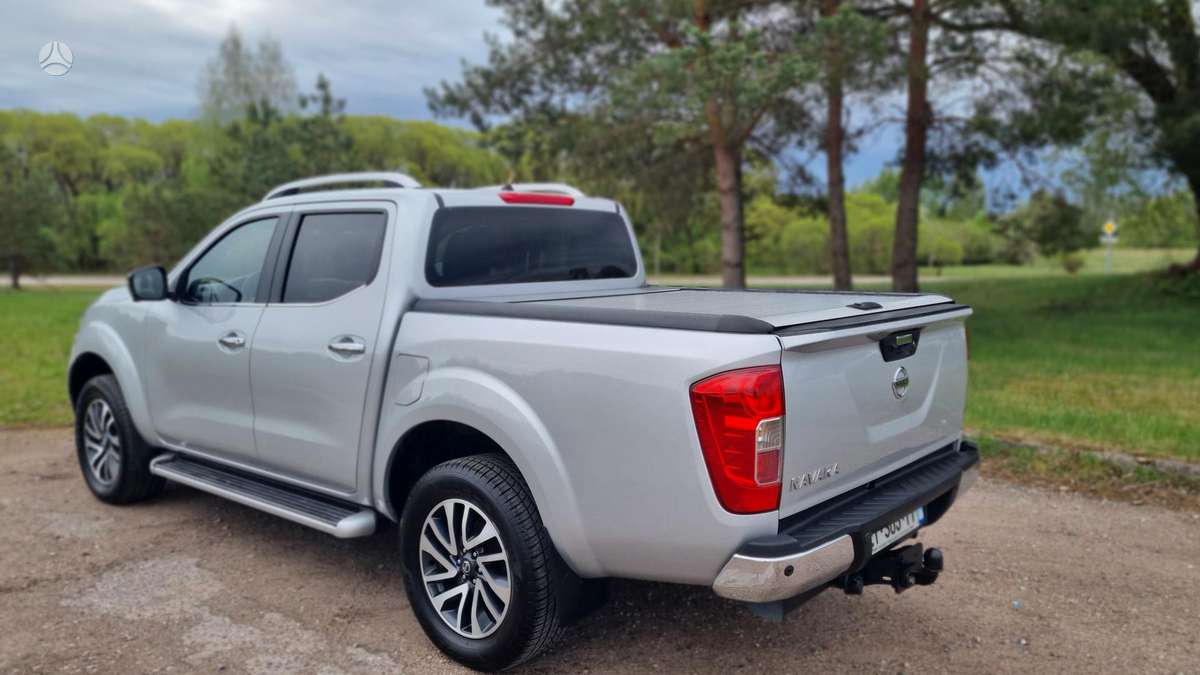 Nissan Navara, 2.3 l., Пикап
