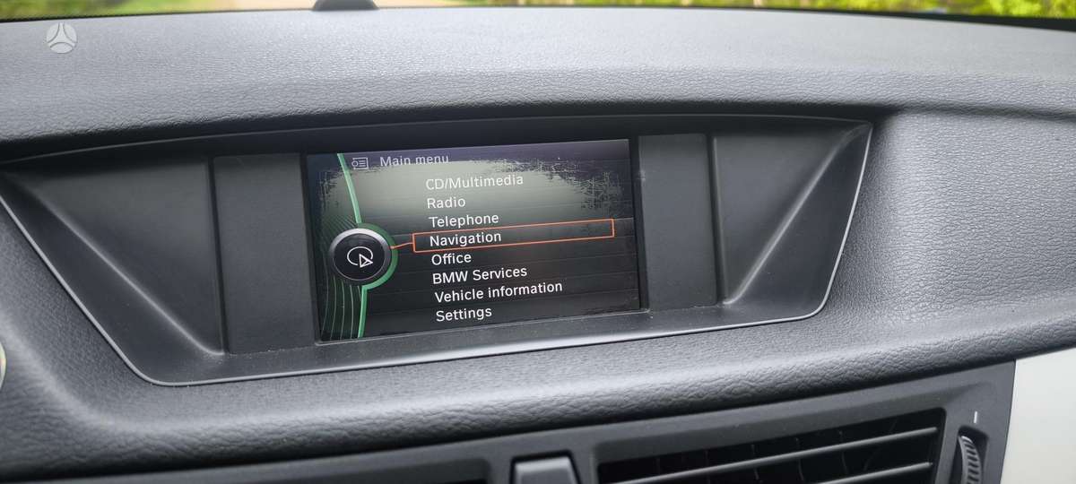 BMW X1, 2.0 l., Внедорожник / Кроссовер