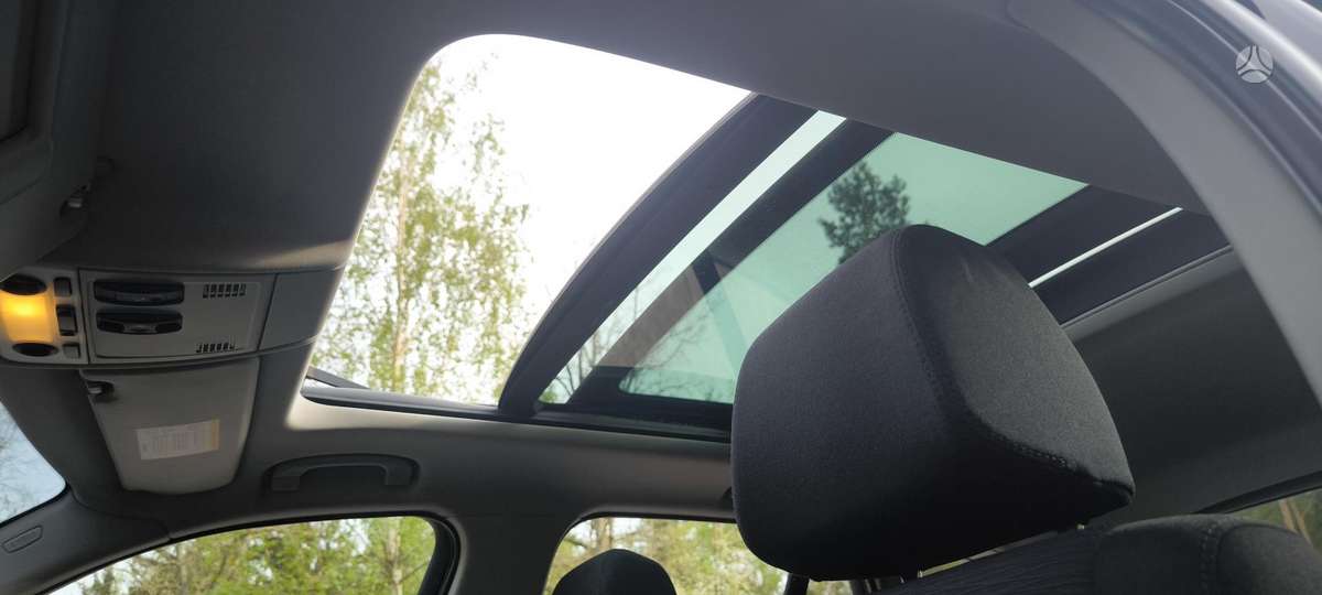 BMW X1, 2.0 l., Внедорожник / Кроссовер