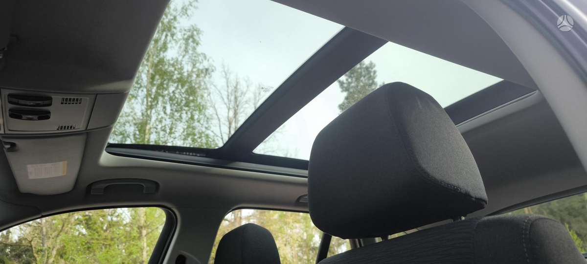 BMW X1, 2.0 l., Внедорожник / Кроссовер
