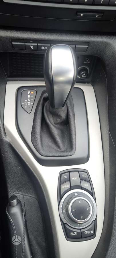 BMW X1, 2.0 l., off-road / crossover