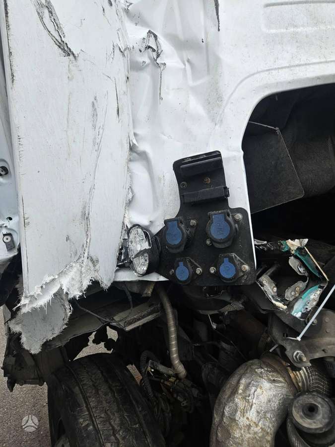 Ford F-MAX, 2 спальных места