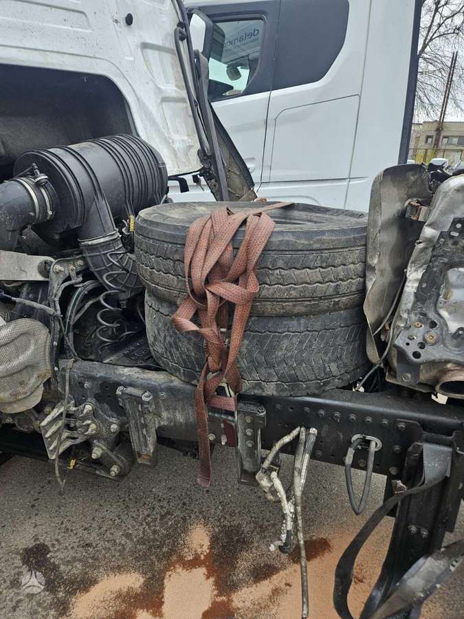Ford F-MAX, 2 miegamosios vietos
