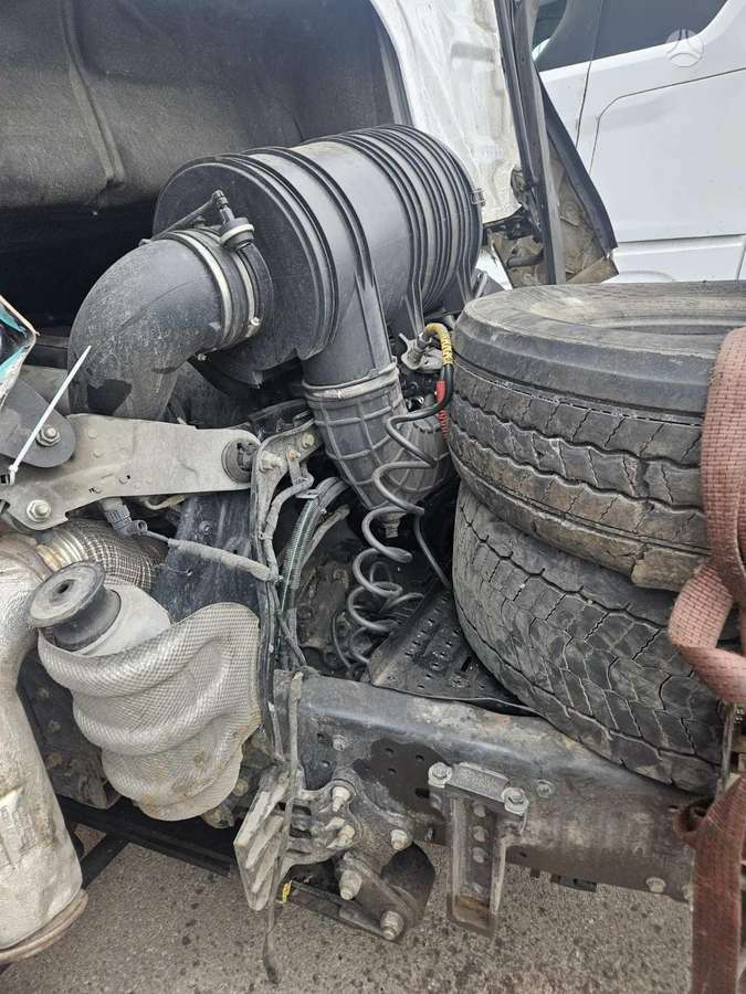 Ford F-MAX, 2 спальных места