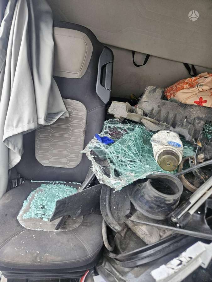 Ford F-MAX, double sleeper