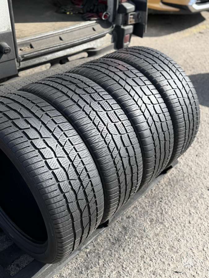 Continental Contiwintercontact TS830P, всесезонные 245/40 R20
