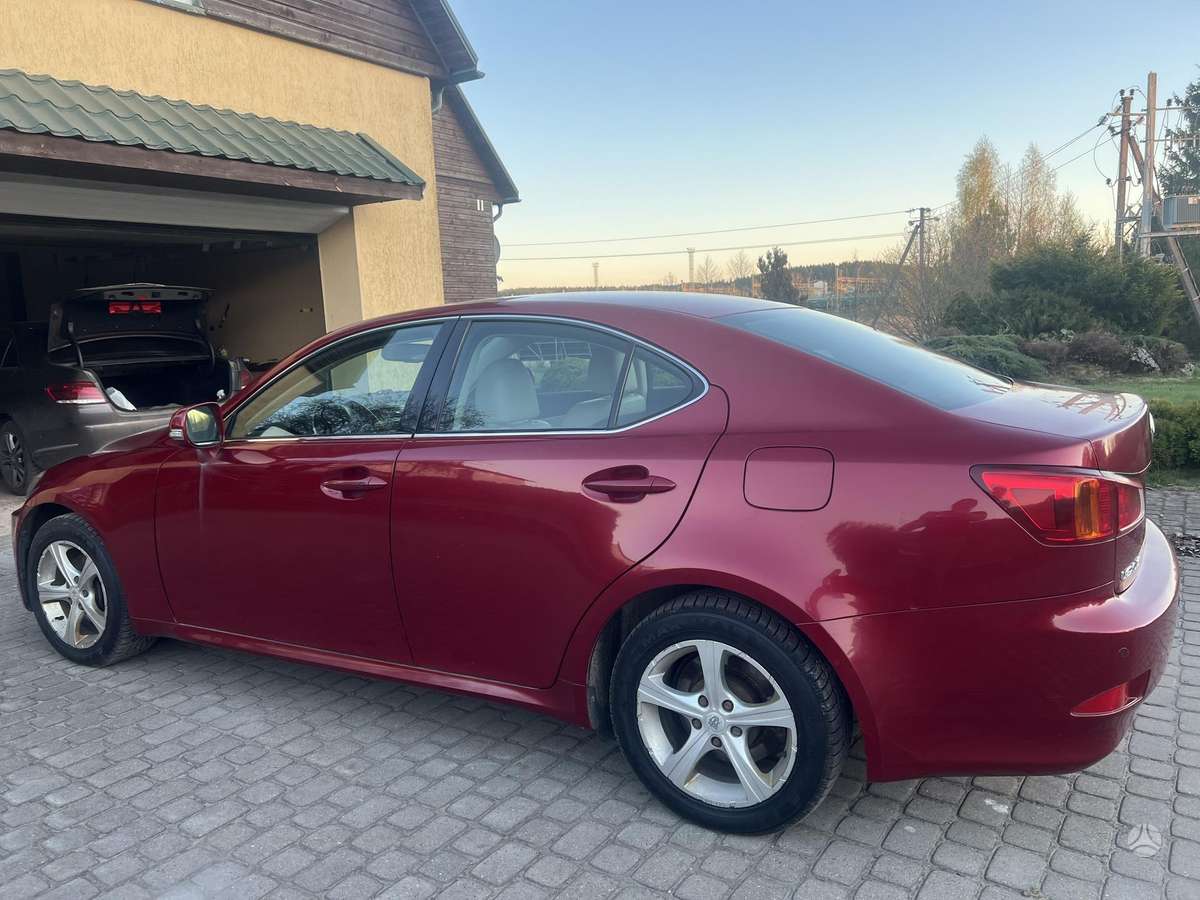 Lexus IS 220, 2.2 l., Седан