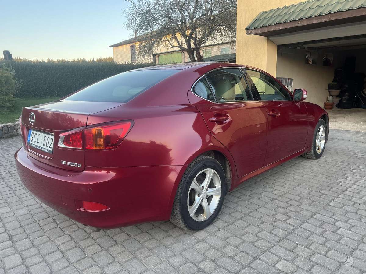 Lexus IS 220, 2.2 l., Седан