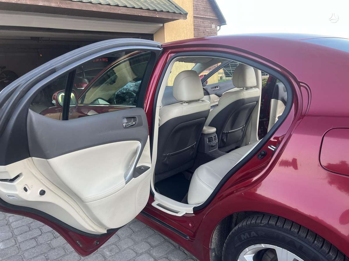Lexus IS 220, 2.2 l., Седан