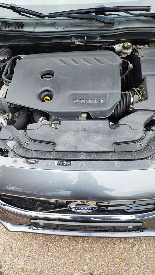 Volvo V40, 1.6 l., Хэтчбек