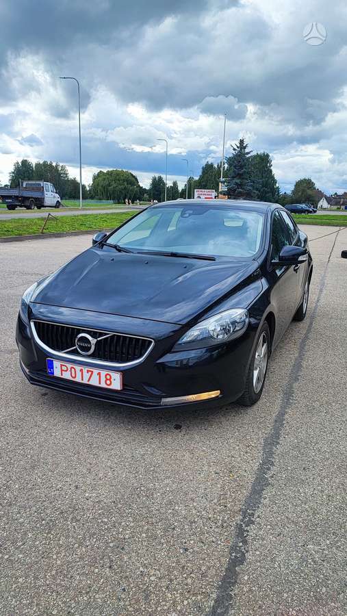 Volvo V40, 2.0 l., Хэтчбек