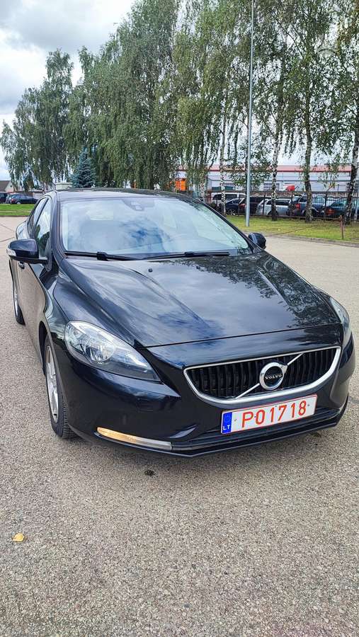 Volvo V40, 2.0 l., Хэтчбек