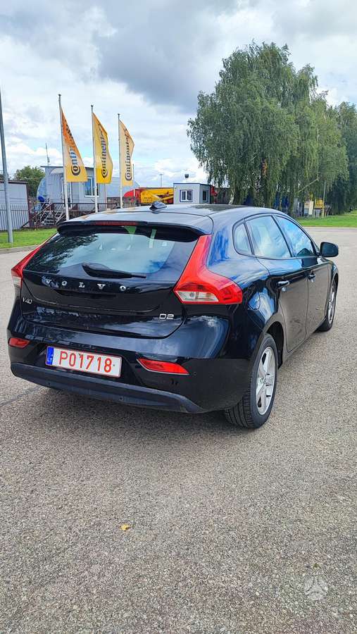 Volvo V40, 2.0 l., Хэтчбек