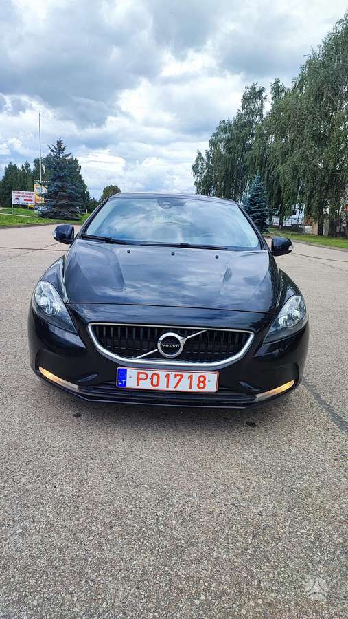 Volvo V40, 2.0 l., Хэтчбек