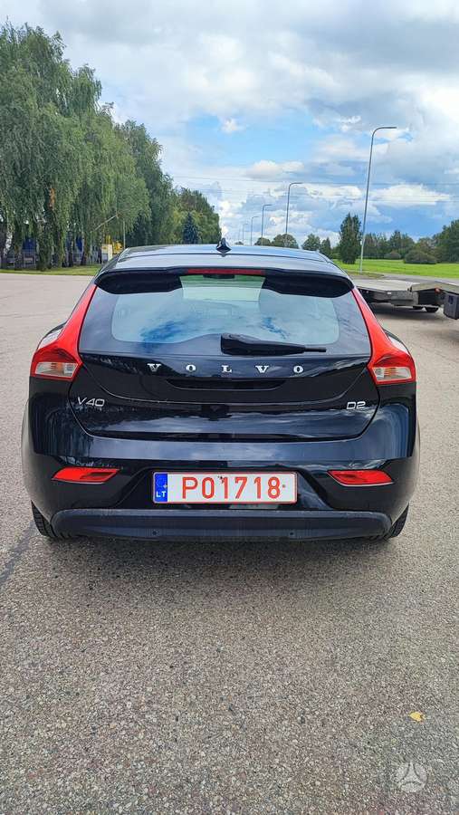 Volvo V40, 2.0 l., Хэтчбек