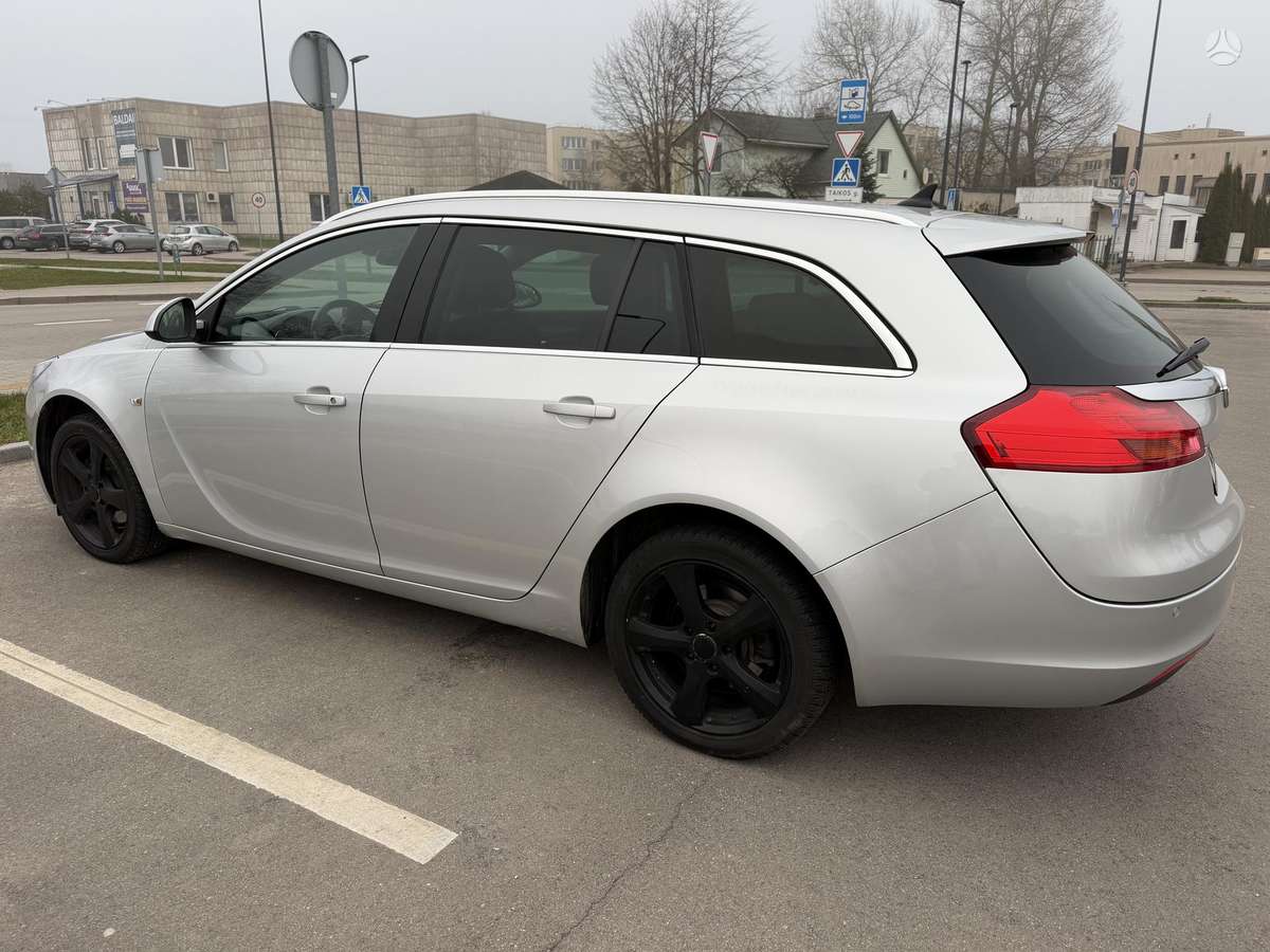 Opel Insignia, 2.0 l., wagon