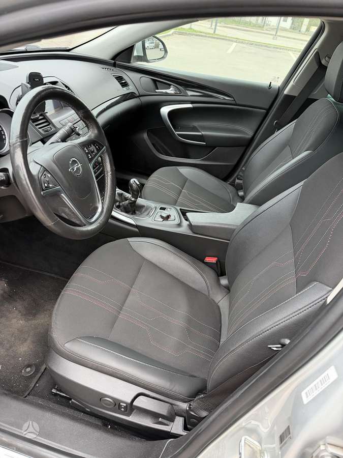Opel Insignia, 2.0 l., wagon