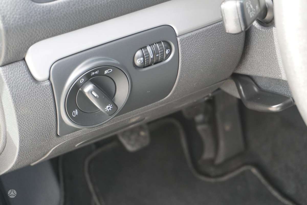 Volkswagen Golf, 1.6 l., Универсал