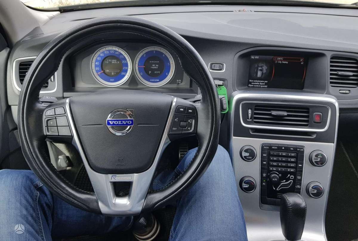 Volvo V60, 2.0 l., Универсал