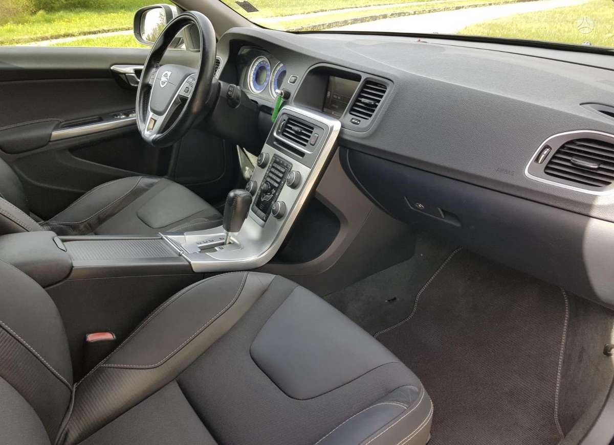 Volvo V60, 2.0 l., universalas