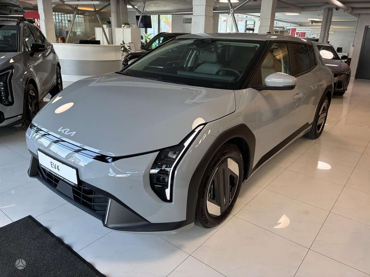 Kia EV4, 81 kWh, hatchback