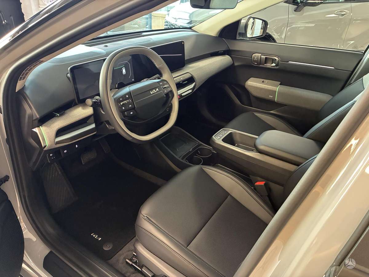 Kia EV4, 81 kWh, hatchback