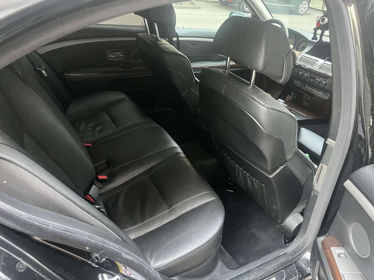 BMW 730, 3.0 l., Седан
