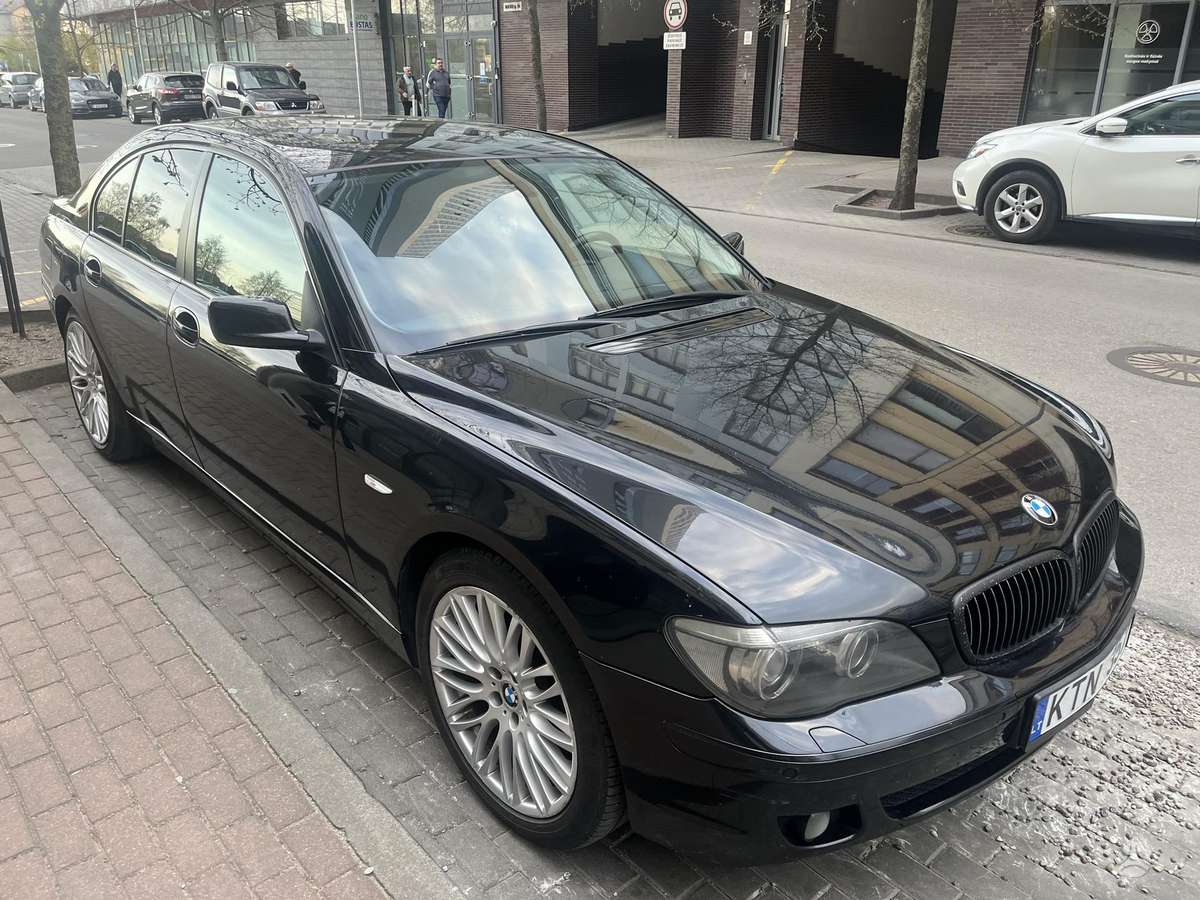BMW 730, 3.0 l., Седан