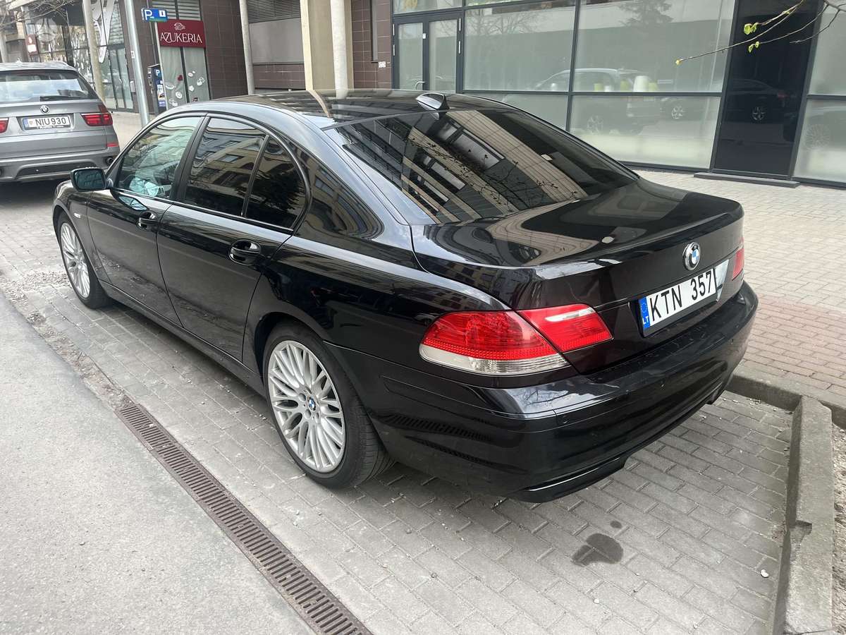 BMW 730, 3.0 l., Седан